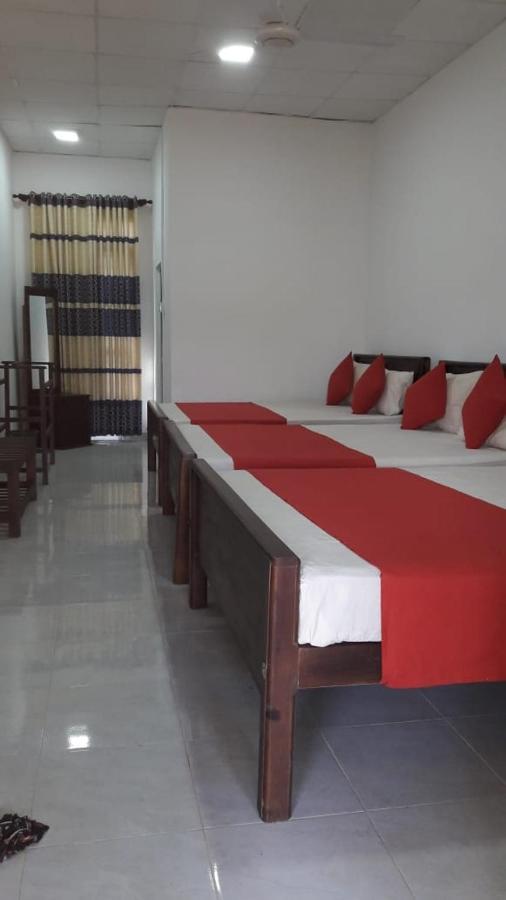 Meegahapokuna Resort Anuradhapura Luaran gambar